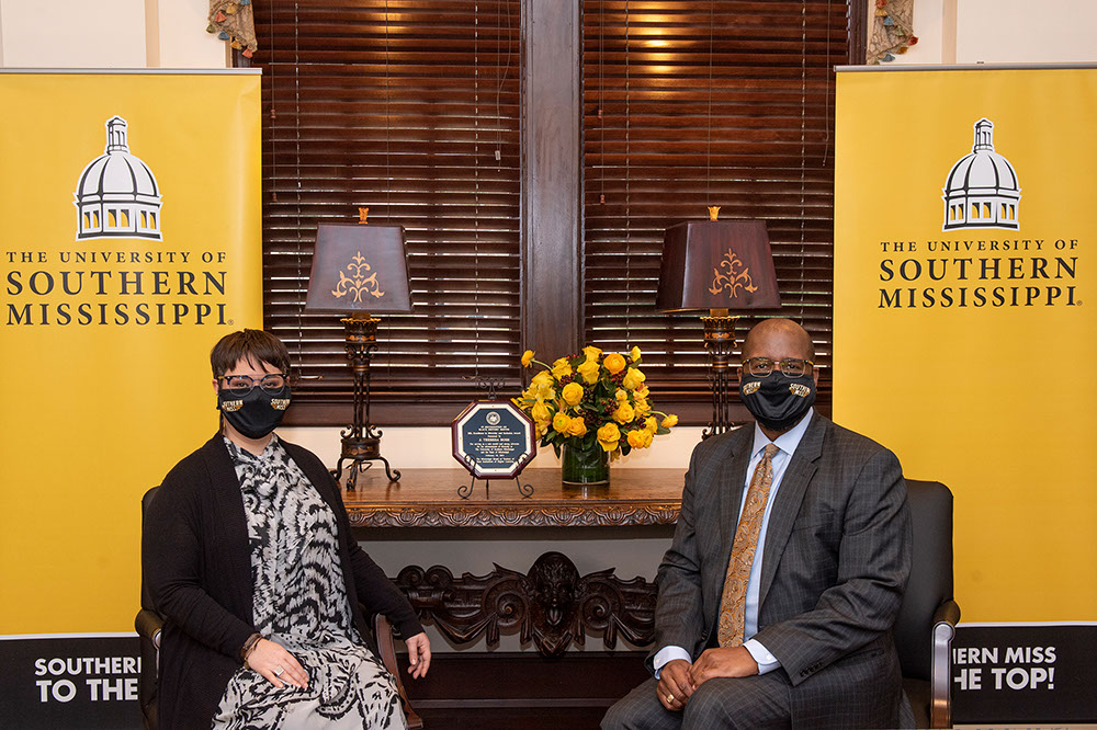  Bush Honored by IHL and President Bennett for Advancing Diversity at USM 