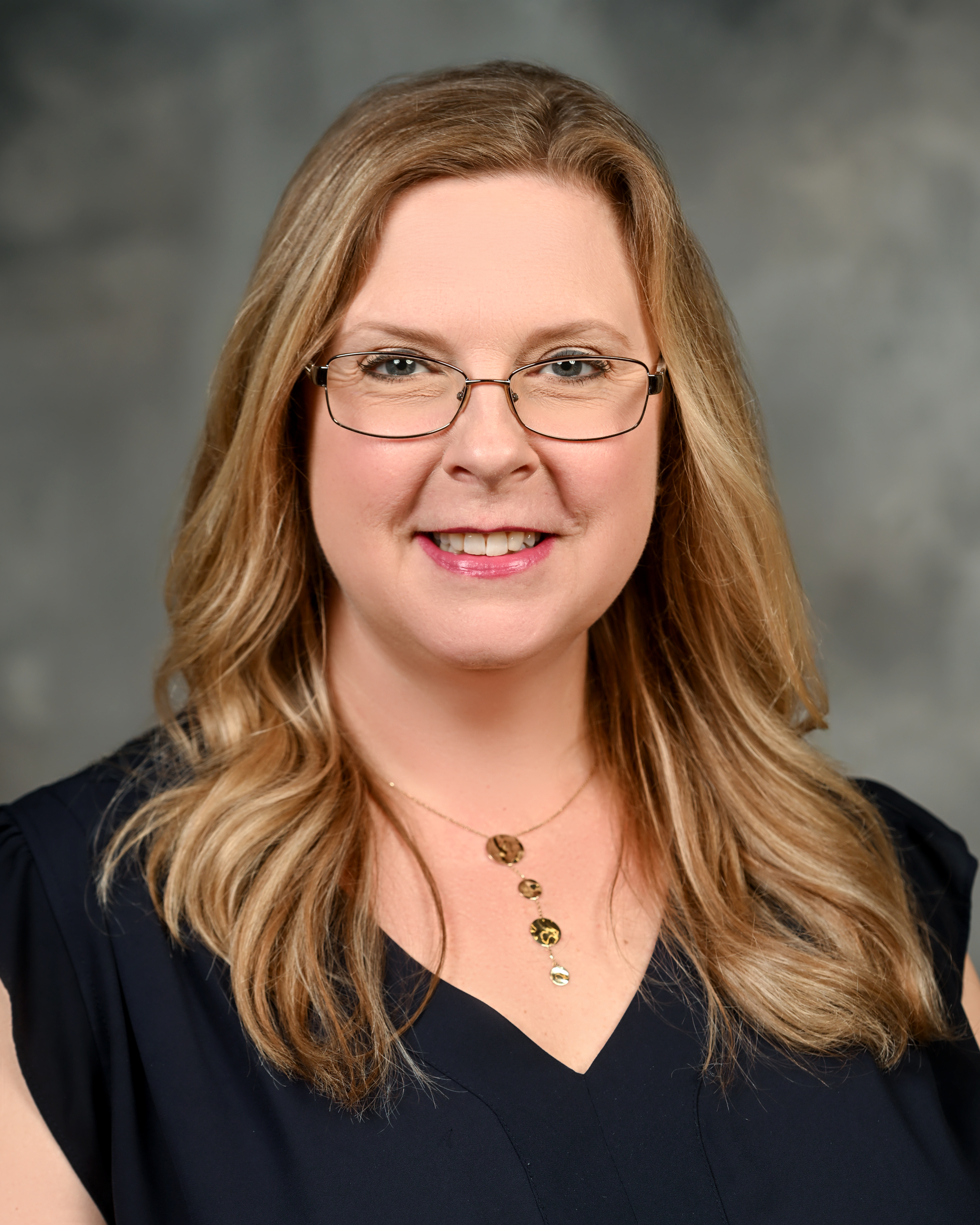 Melanie Hamilton headshot