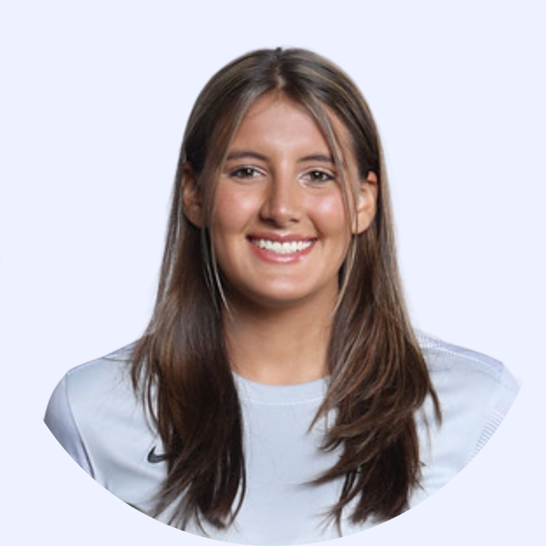 Photo of Elena Knoll