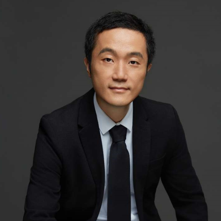 Photo of Zikai Zhou