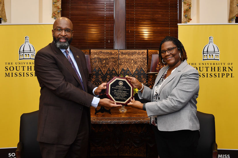 Dr. Lawanda Baskin accepting IHL Diversity Award