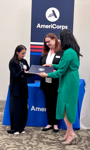 Barnes recieving award