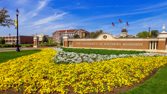 Front of USM Hattiesburg Campus