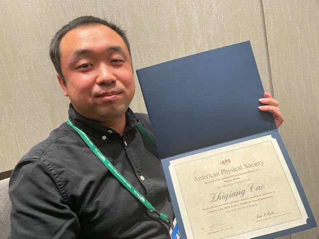 Zhiqiang (Sean) Cao Named Finalist for Polymer Physics Award