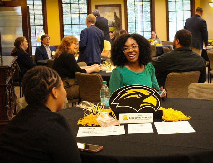 Pre-Law Week Shequeena McKenzie