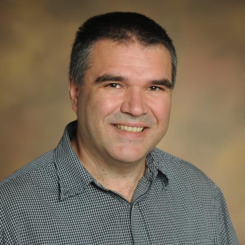 Dr. Alen Hajnal headshot