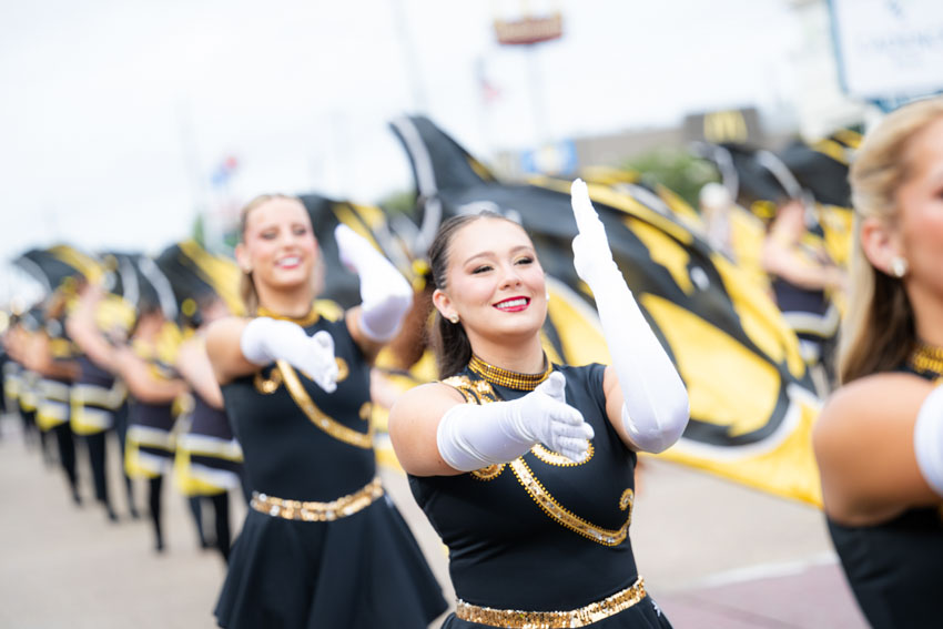 Dixie Darlings at Eagle Walk